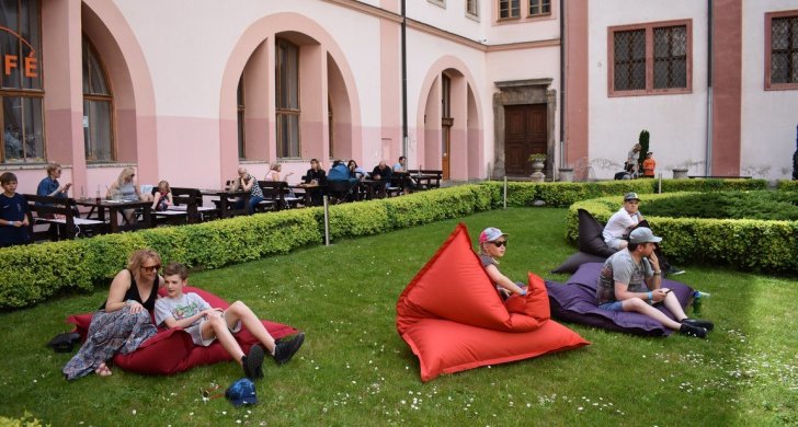 Benefiční dětský den v CV knihovně (7).JPG